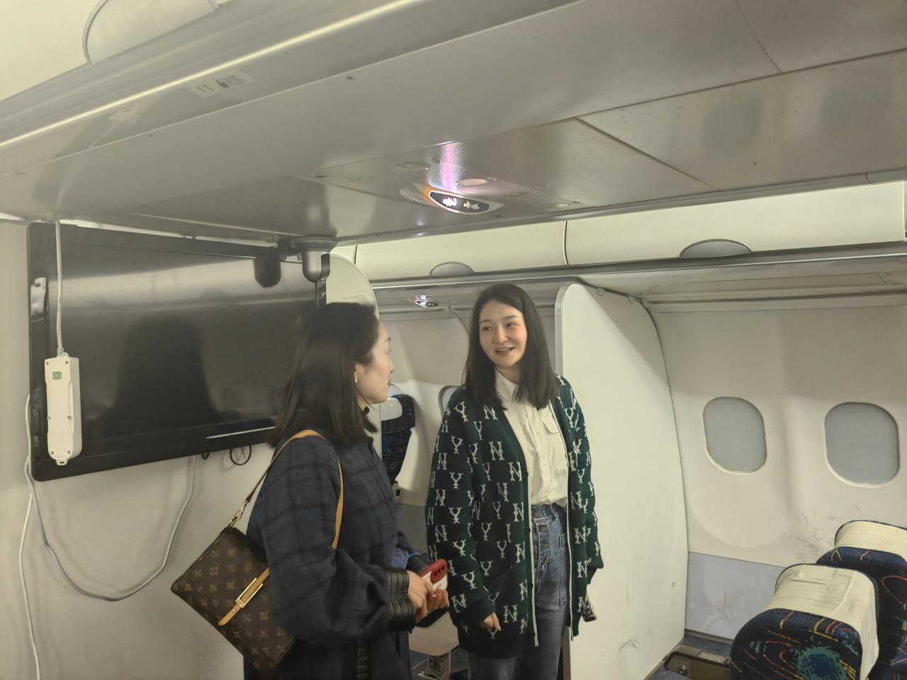 为高职提前考生探个路：杭现与育英学院开展院校交流